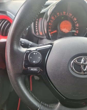 Toyota Aygo cena 33900 przebieg: 125960, rok produkcji 2017 z Przasnysz małe 379